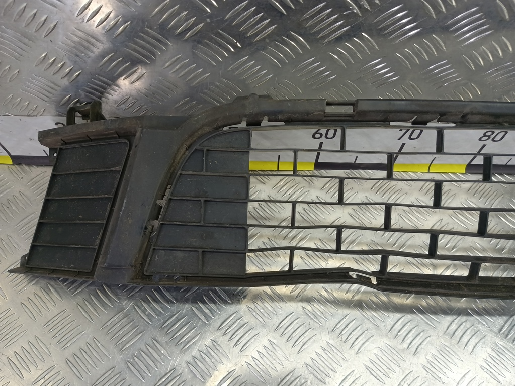 решетка бампера HONDA Accord 2.4 AT (177 л.с.)Accord  VIII (2007—2011) Седан 71107TL0G00, 2240 рублей, Москва