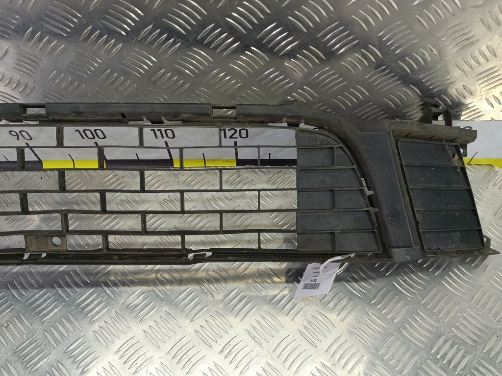 решетка бампера HONDA Accord 2.4 AT (177 л.с.)Accord  VIII (2007—2011) Седан 71107TL0G00, 2240 рублей, Москва