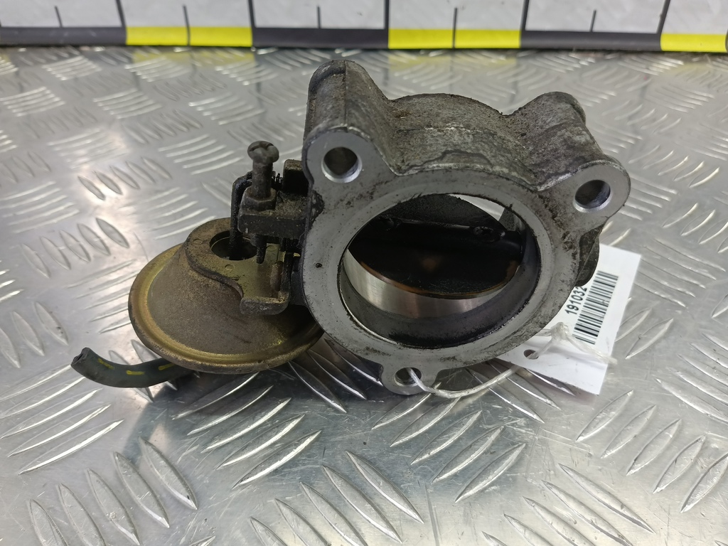 дроссельная заслонка MITSUBISHI PAJERO SPORT 2.5 MT (99 л.с.)Pajero Sport  I рестайлинг (2004—2008) Внедорожник MD333236, 2820 рублей, Москва