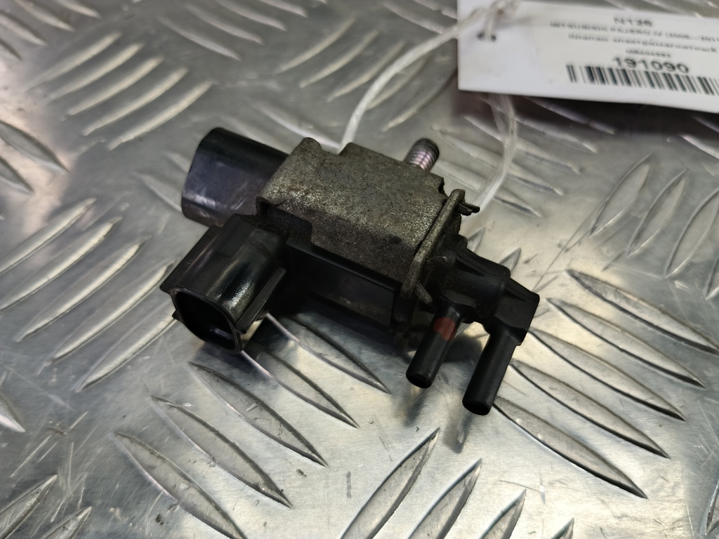 клапан электромагнитный MITSUBISHI PAJERO  MR404682, 980 рублей, Москва