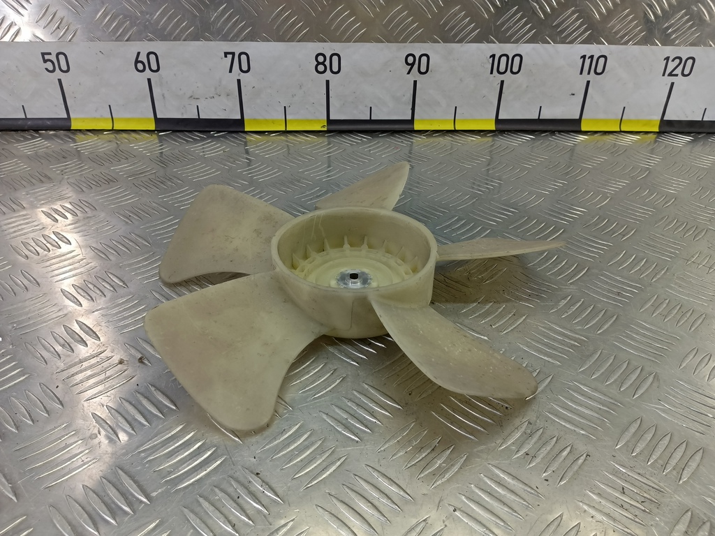 крыльчатка вентилятора SUZUKI LIANA 1.6 MT (103 л.с.)Liana  I (2001—2006) Седан 1711162D51, 1090 рублей, Москва