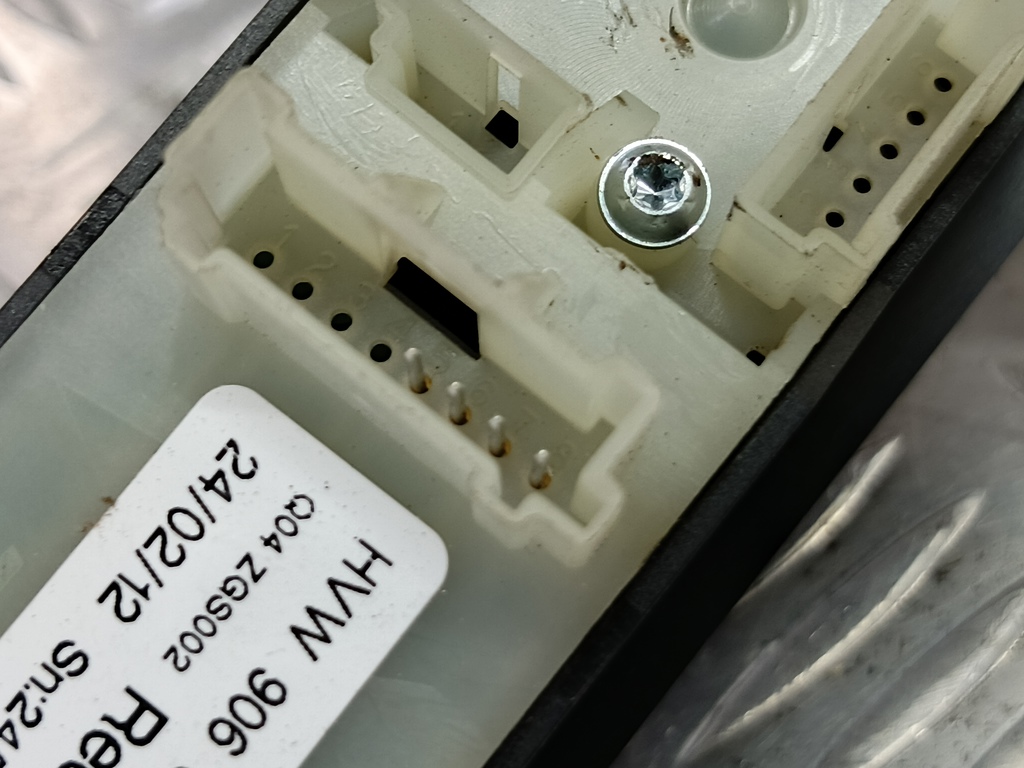 блок управления стеклоподъемниками Volkswagen Crafter  2E0959877M, 2360 рублей, Москва