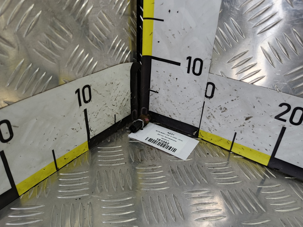 датчик температуры MITSUBISHI L200   MD326170, 520 рублей, Москва