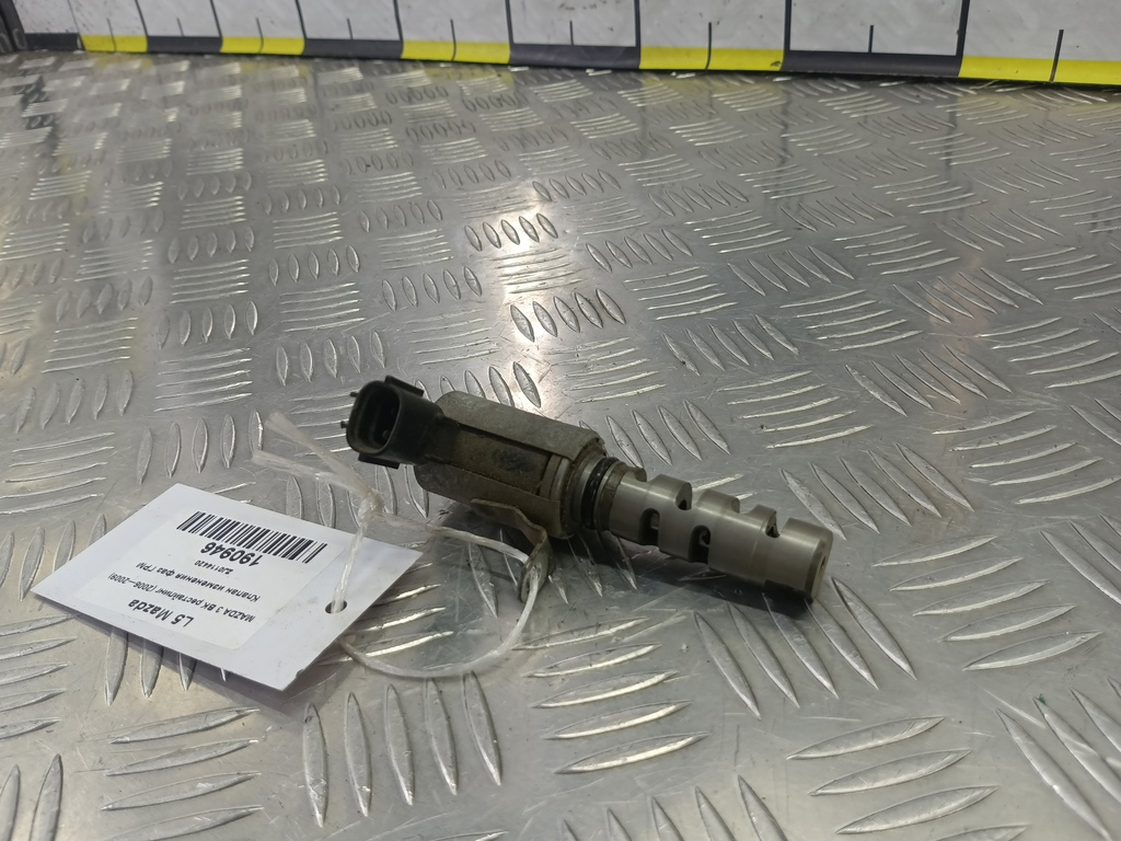 клапан изменения фаз грм MAZDA 3  ZJ0114420, 8220 рублей, Москва