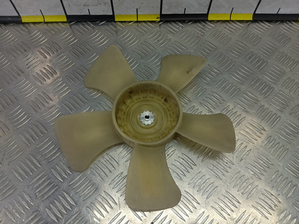 крыльчатка вентилятора SUZUKI LIANA 1.6 MT (103 л.с.)Liana  I (2001—2006) Седан 1711162D51, 1090 рублей, Москва