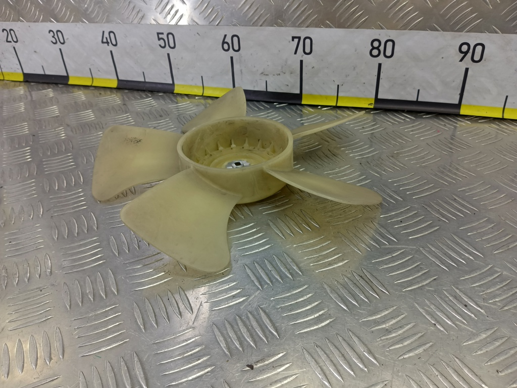 крыльчатка вентилятора SUZUKI LIANA 1.6 MT (103 л.с.)Liana  I (2001—2006) Седан 1711162D51, 1090 рублей, Москва