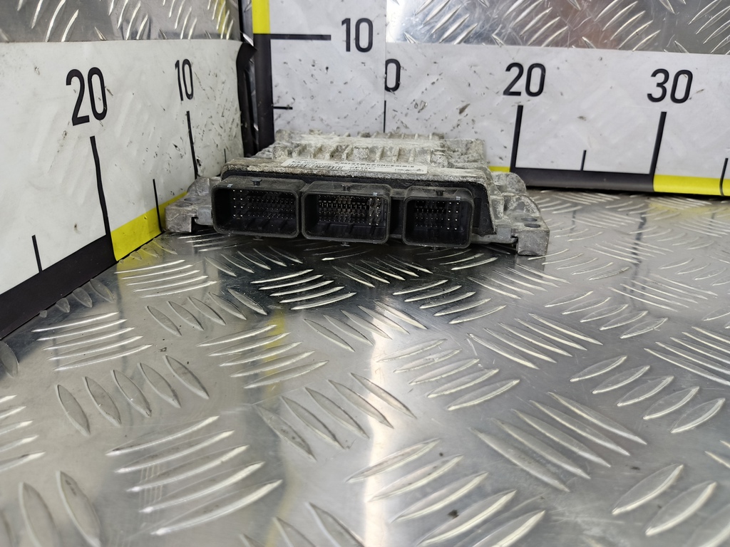 блок управления двигателем FORD Tourneo Connect  1704092, 5000 рублей, Москва