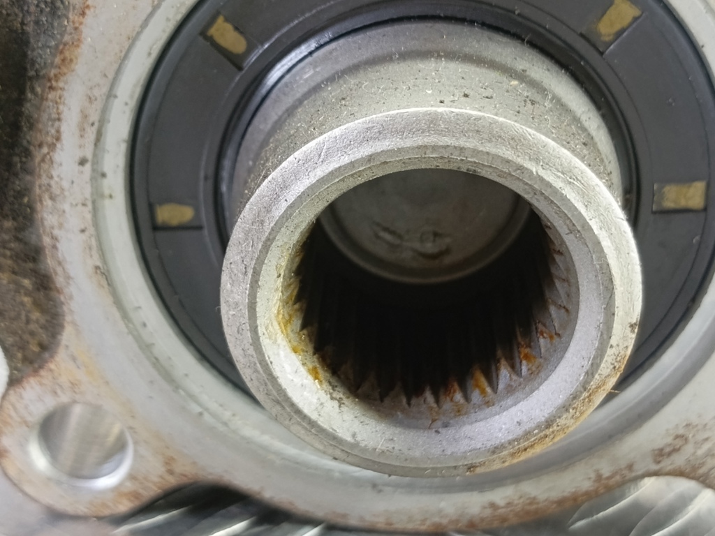 муфта включения переднего привода MITSUBISHI PAJERO  MR453791, 14200 рублей, Москва