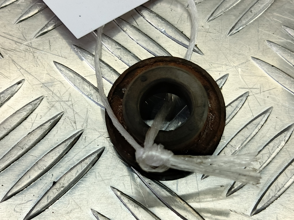 подушка радиатора SUZUKI JIMNY 1.3 4WD MT (86 л.с.)Jimny  III рестайлинг (2005—2012) Внедорожник 17812-82000, 520 рублей, Москва