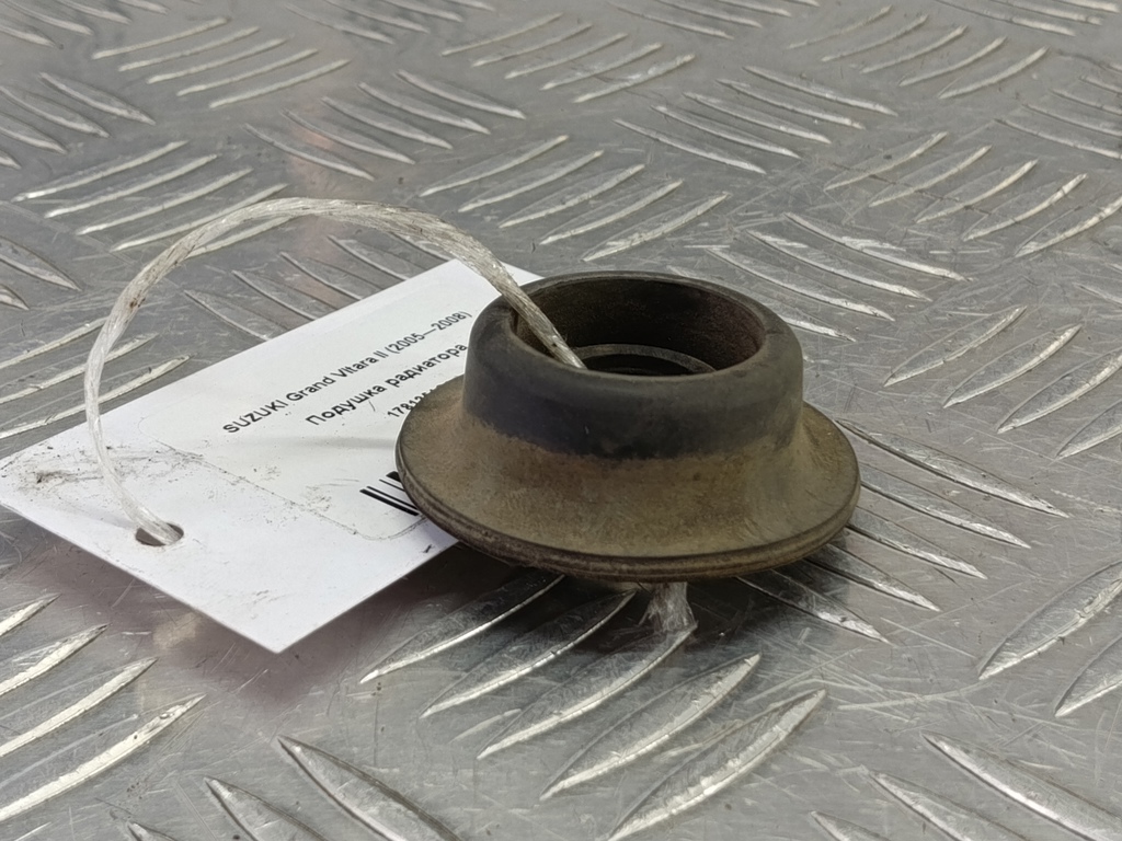 подушка радиатора SUZUKI Grand Vitara  1781354G01, 520 рублей, Москва