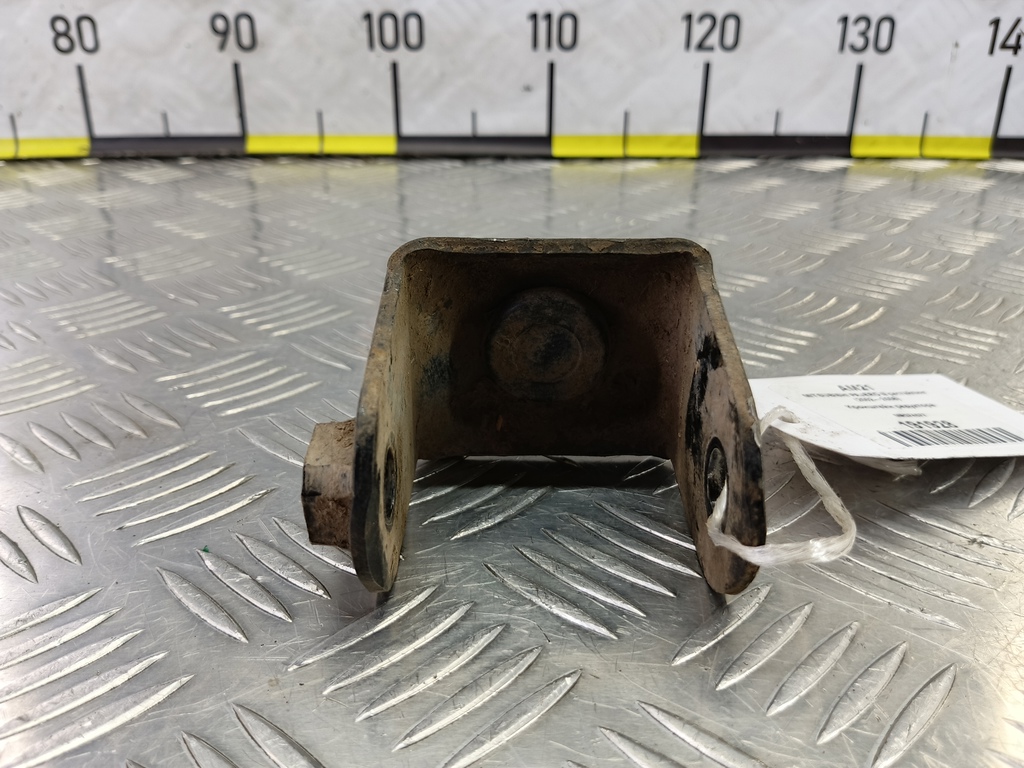 кронштейн редуктора MITSUBISHI PAJERO  MR374577, 1320 рублей, Москва