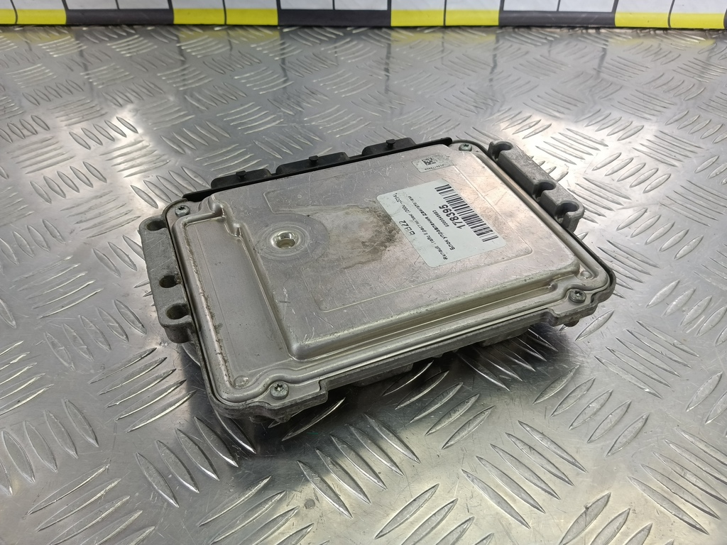 блок управления двигателем Renault Trafic  8200771825, 17650 рублей, Москва