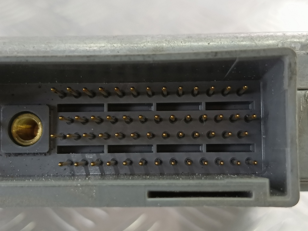 блок управления двигателем FORD Tourneo Connect  1301385, 1320 рублей, Москва