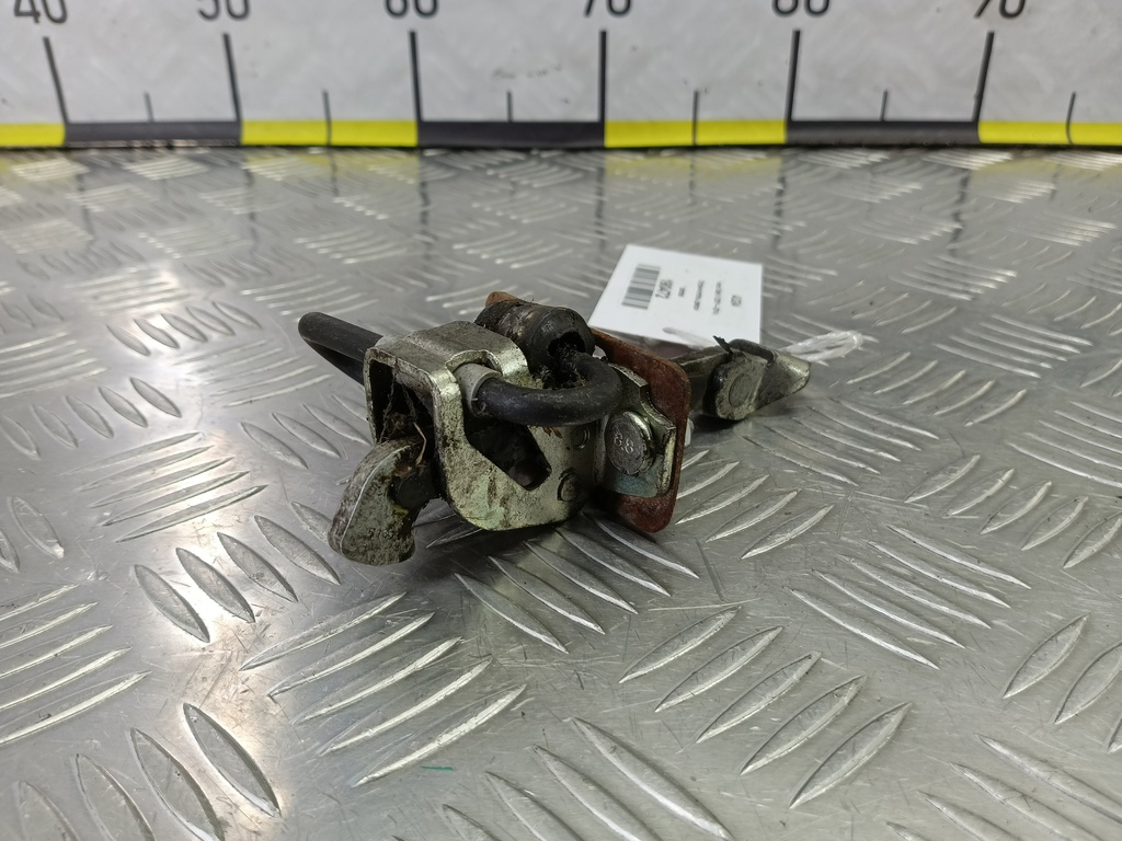 ограничитель двери Iveco Daily 2.3 D MT (126 л.с.)Daily  V (2011—2014) Пикап 3800395, 1210 рублей, Москва