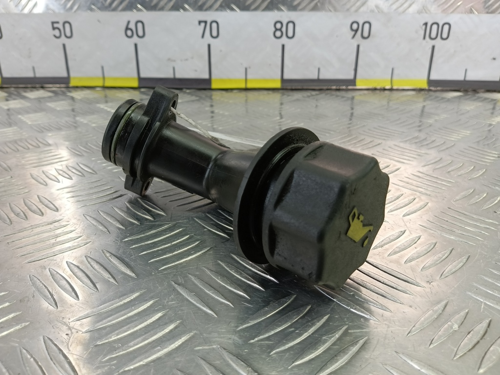 горловина маслозаливная Iveco Daily 2.3 D MT (126 л.с.)Daily  V (2011—2014) Пикап 504079882, 1780 рублей, Москва