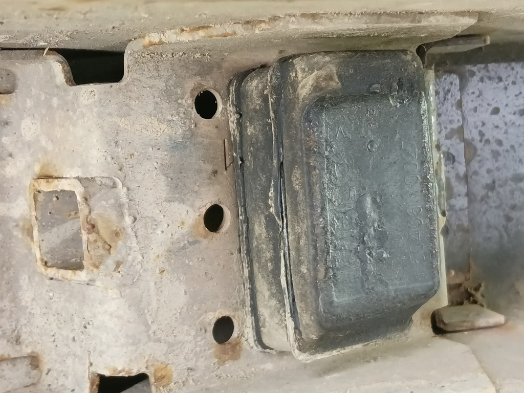 подрамник (балка подмоторная) Iveco Daily 2.3 D MT (126 л.с.)Daily  V (2011—2014) Пикап 504260932, 80900 рублей, Москва