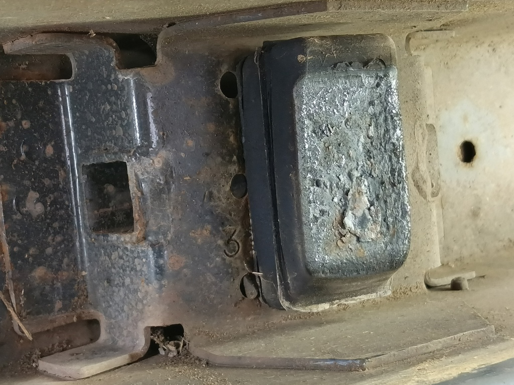 подрамник (балка подмоторная) Iveco Daily 2.3 D MT (126 л.с.)Daily  V (2011—2014) Пикап 504260932, 80900 рублей, Москва