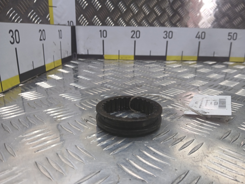 шестерня редуктора MITSUBISHI L200  2.5 DI-D 4WD MT (178 л.с.)L200  IV (2006—2014) Пикап MB620522, 1780 рублей, Москва