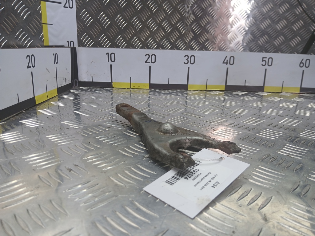 вилка сцепления Kia RIO  4143023000, 980 рублей, Москва