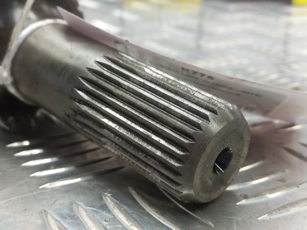 вал промежуточный MITSUBISHI L200  2.5 DI-D 4WD MT (178 л.с.)L200  IV (2006—2014) Пикап MR246607, 4660 рублей, Москва