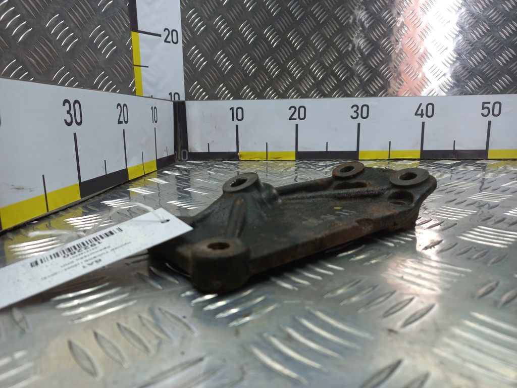 кронштейн кпп Hyundai TUCSON 2.0 CRDi AT (112 л.с.)Tucson  I (2004—2011) Внедорожник 4312124001, 630 рублей, Москва