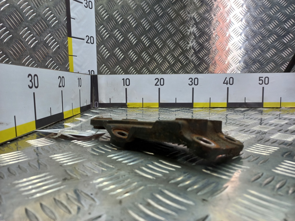 кронштейн кпп Hyundai TUCSON 2.0 CRDi AT (112 л.с.)Tucson  I (2004—2011) Внедорожник 4312124001, 630 рублей, Москва