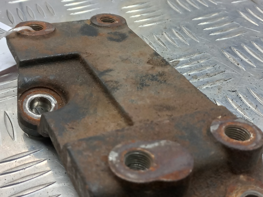 кронштейн кпп Hyundai TUCSON 2.0 CRDi AT (112 л.с.)Tucson  I (2004—2011) Внедорожник 4312124001, 630 рублей, Москва