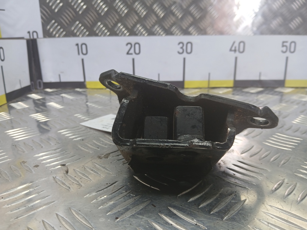 кронштейн кпп Kia Ceed  4312032010, 860 рублей, Москва