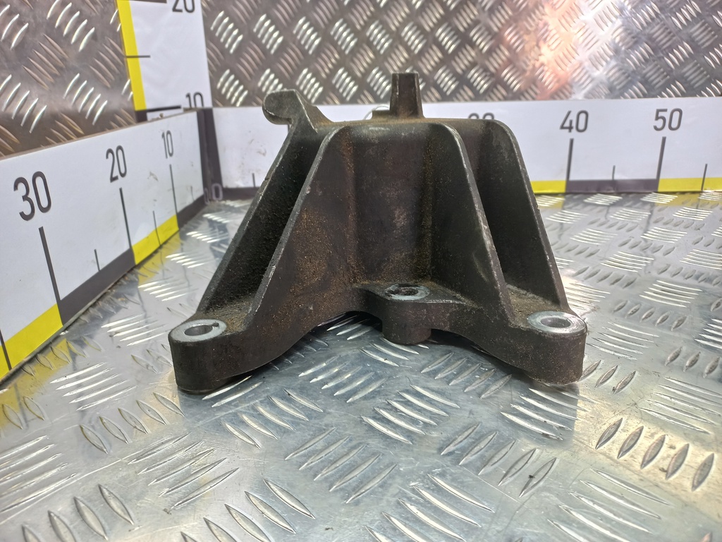 кронштейн кпп Opel ASTRA  684276, 1550 рублей, Москва