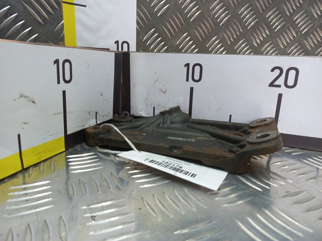 кронштейн кпп Hyundai TUCSON 2.0 CRDi AT (112 л.с.)Tucson  I (2004—2011) Внедорожник 4312124001, 630 рублей, Москва