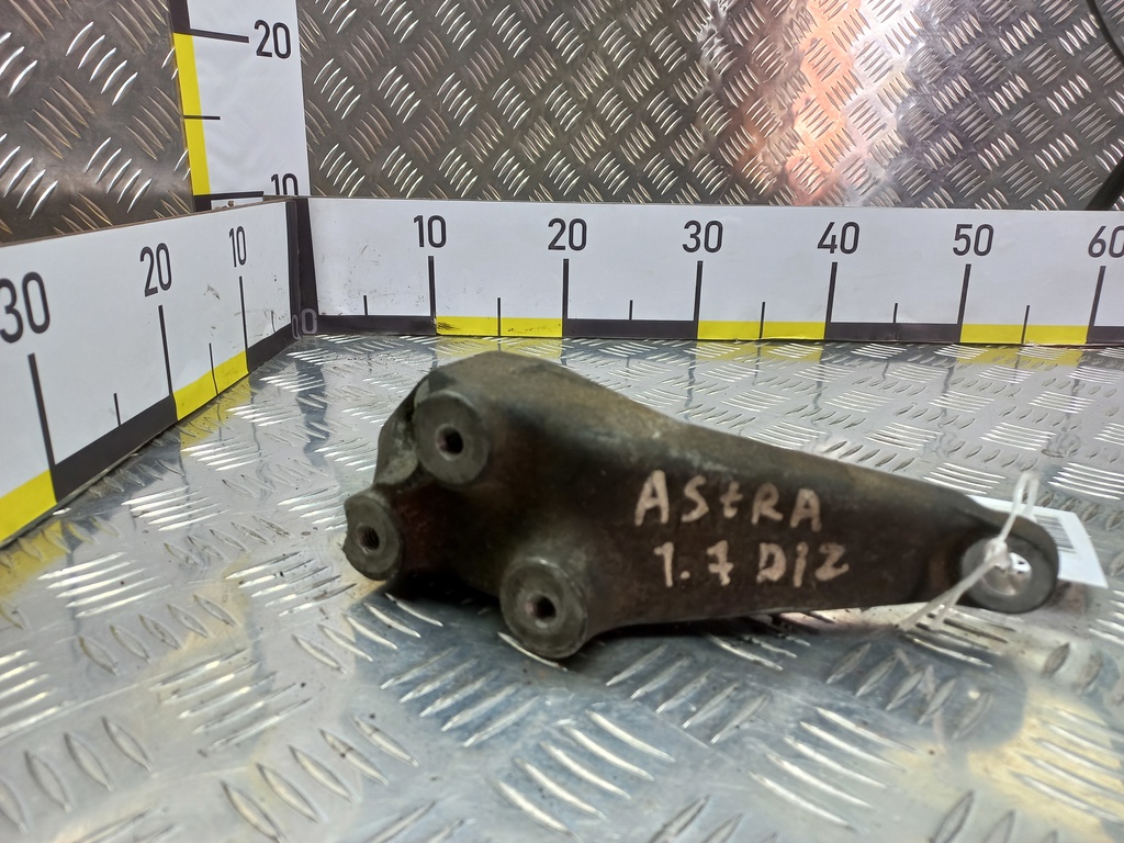 кронштейн кпп Opel ASTRA  684260, 750 рублей, Москва