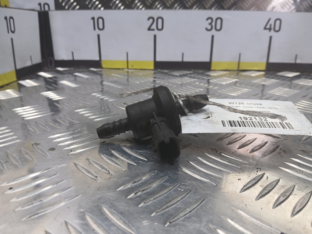 клапан воздушный CHEVROLET  Cruze 1.6 MT (109 л.с.)Cruze  I (2009—2012) Седан 55574240, 1210 рублей, Москва