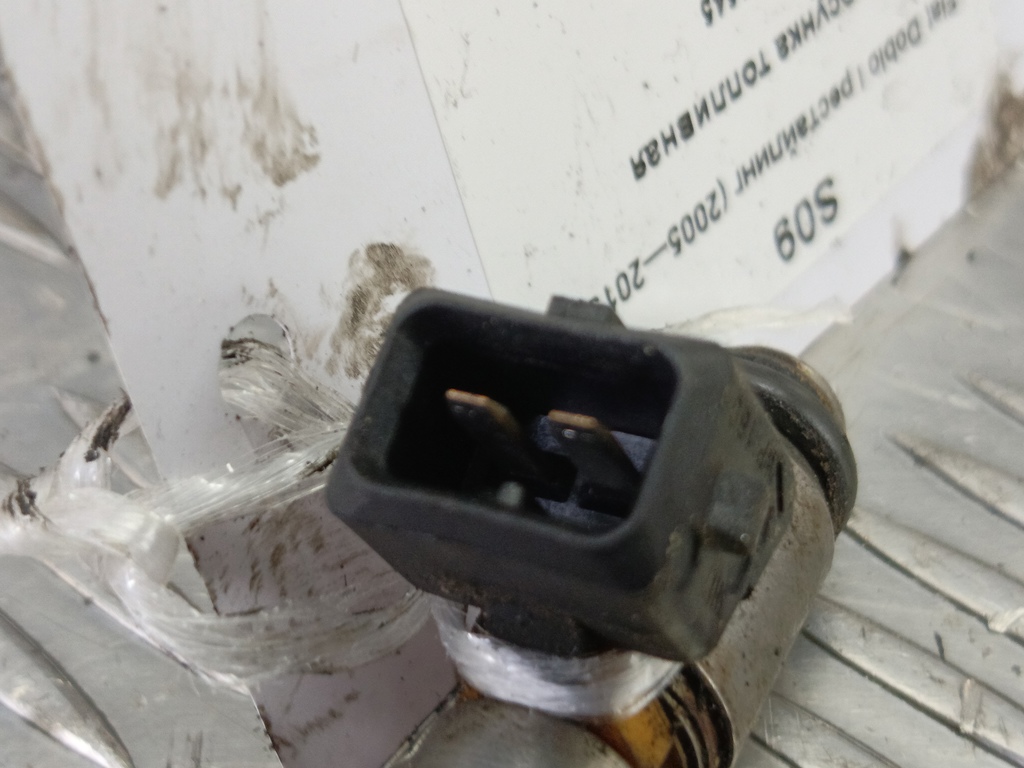 форсунка топливная Fiat Doblo 1.4 MT (77 л.с.)Doblo  I рестайлинг (2005—2015) Минивэн 71724545, 3279 рублей, Москва