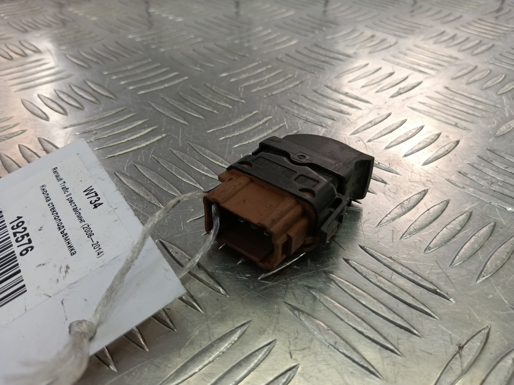 кнопка стеклоподъемника Renault Trafic  8200057321, 2130 рублей, Москва