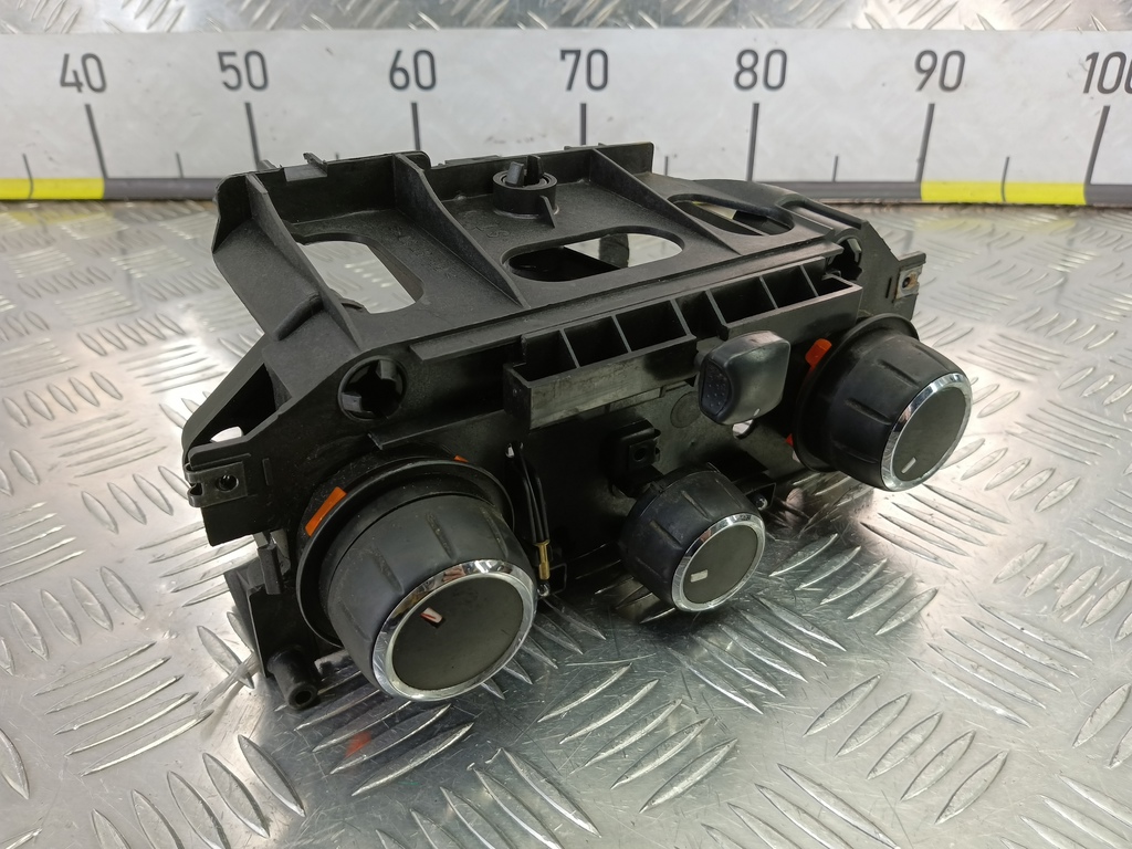 блок управления печкой Iveco Daily 2.3 D MT (126 л.с.)Daily  V (2011—2014) Пикап 500344182, 4079 рублей, Москва