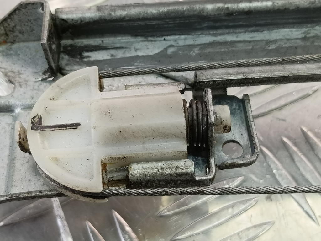 стеклоподъемник Renault Trafic  7700311821, 3620 рублей, Москва