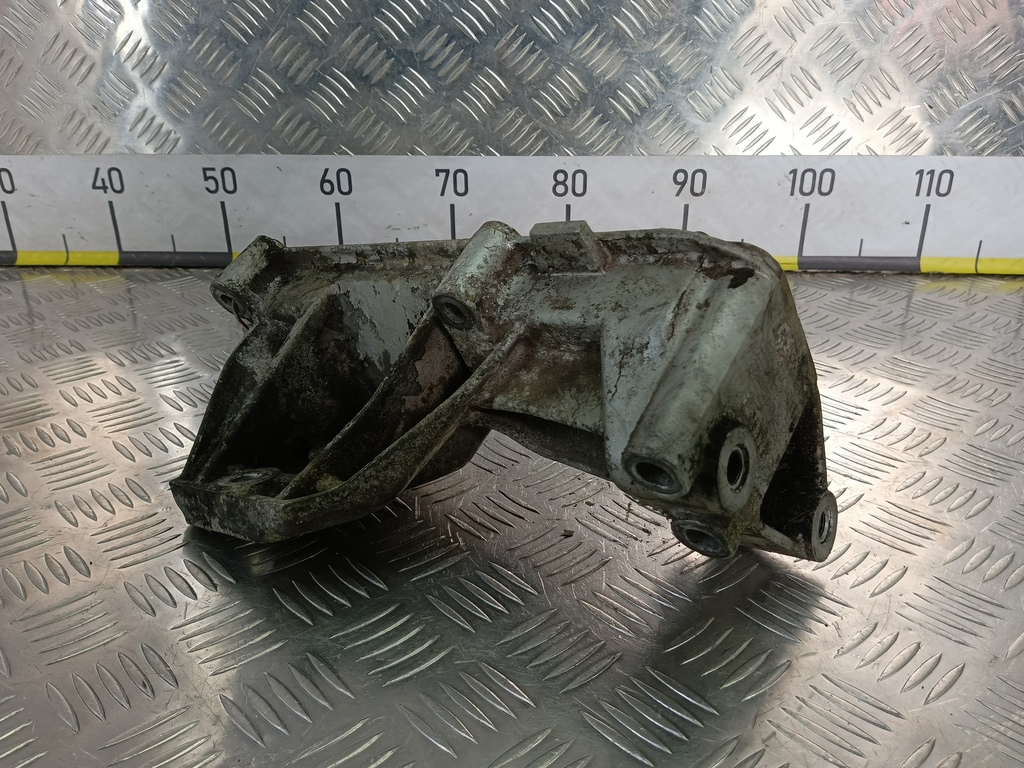 кронштейн двигателя (двс) Iveco Daily 2.3 D MT (126 л.с.)Daily  V (2011—2014) Пикап 500394621, 1550 рублей, Москва