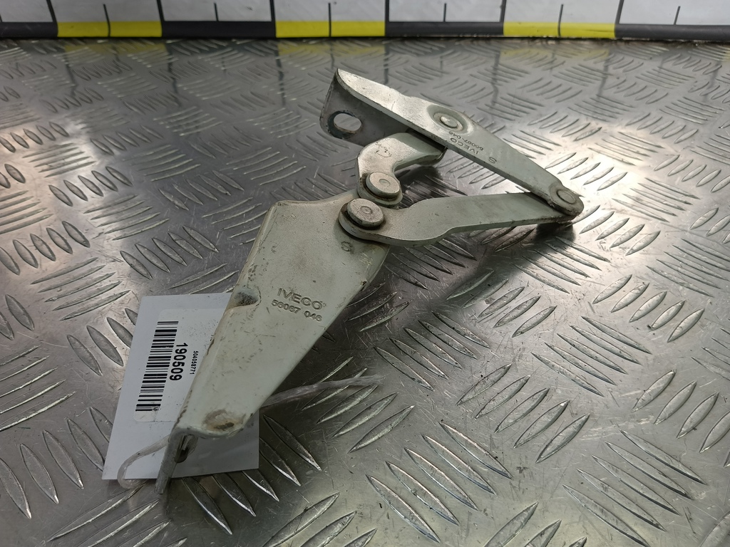 петля капота Iveco Daily 2.3 D MT (126 л.с.)Daily  V (2011—2014) Пикап 504058771, 630 рублей, Москва