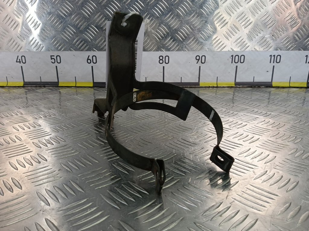 кронштейн бачка гидроусилителя руля Iveco Daily 2.3 D MT (126 л.с.)Daily  V (2011—2014) Пикап 5801355098, 1320 рублей, Москва