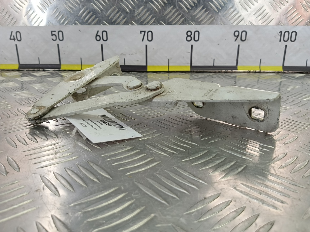 петля капота Iveco Daily 2.3 D MT (126 л.с.)Daily  V (2011—2014) Пикап 504058770, 630 рублей, Москва