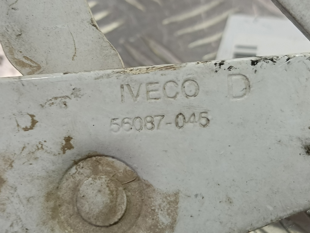 петля капота Iveco Daily 2.3 D MT (126 л.с.)Daily  V (2011—2014) Пикап 504058770, 630 рублей, Москва