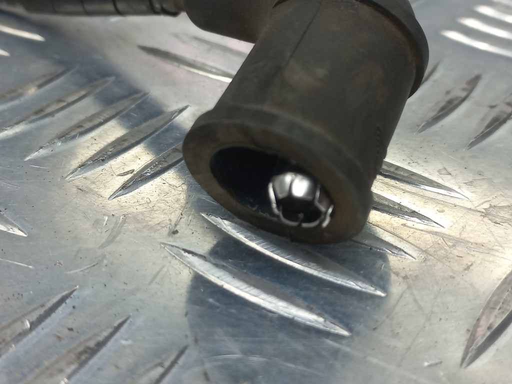 бронепровод Hyundai SANTA FE  2745037200, 980 рублей, Москва