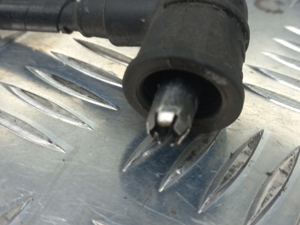 бронепровод Hyundai GETZ 1.1 MT (66 л.с.)Getz  I рестайлинг (2005—2011) Хетчбэк 2745002610, 520 рублей, Москва