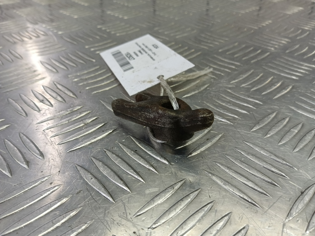 кронштейн форсунки топливной (зажим) Iveco Daily 2.3 D MT (126 л.с.)Daily  V (2011—2014) Пикап 504382848, 980 рублей, Москва