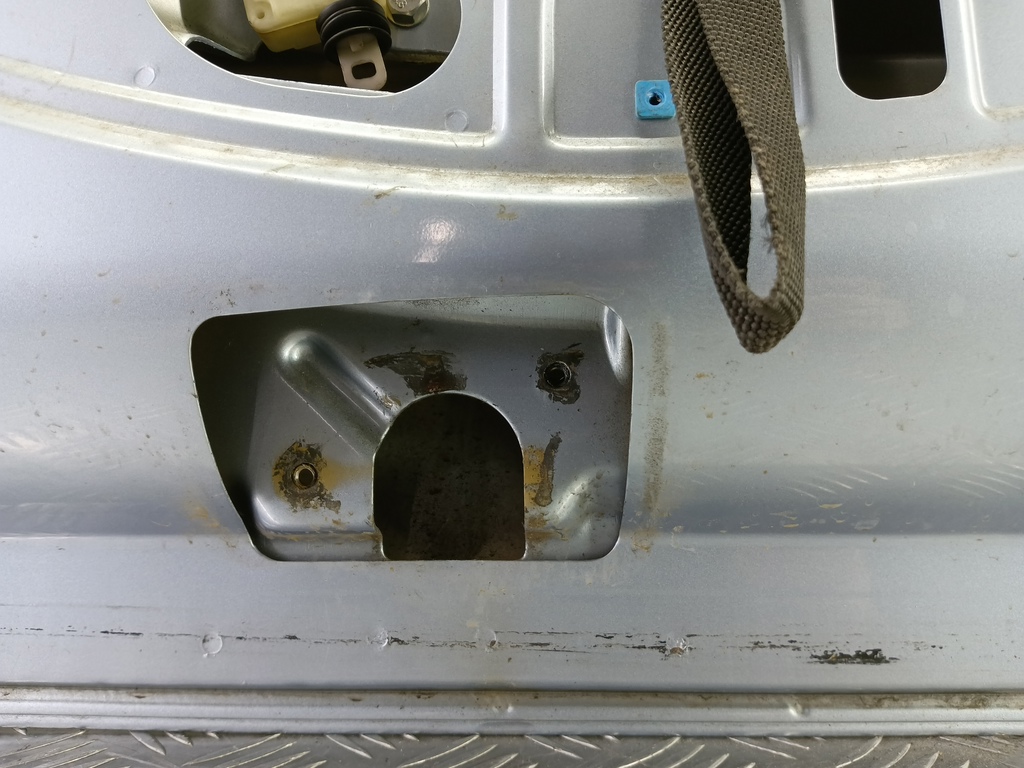 крышка багажника Fiat Doblo 1.4 MT (77 л.с.)Doblo  I рестайлинг (2005—2015) Минивэн 51779357, 6730 рублей, Москва