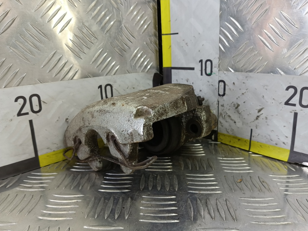 суппорт MAZDA 6  GJ6E3371XC, 3279 рублей, Москва