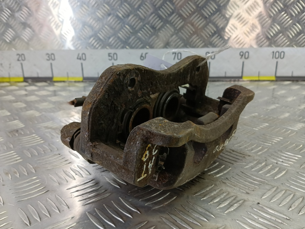 суппорт Kia SORENTO  581103E100, 1670 рублей, Москва