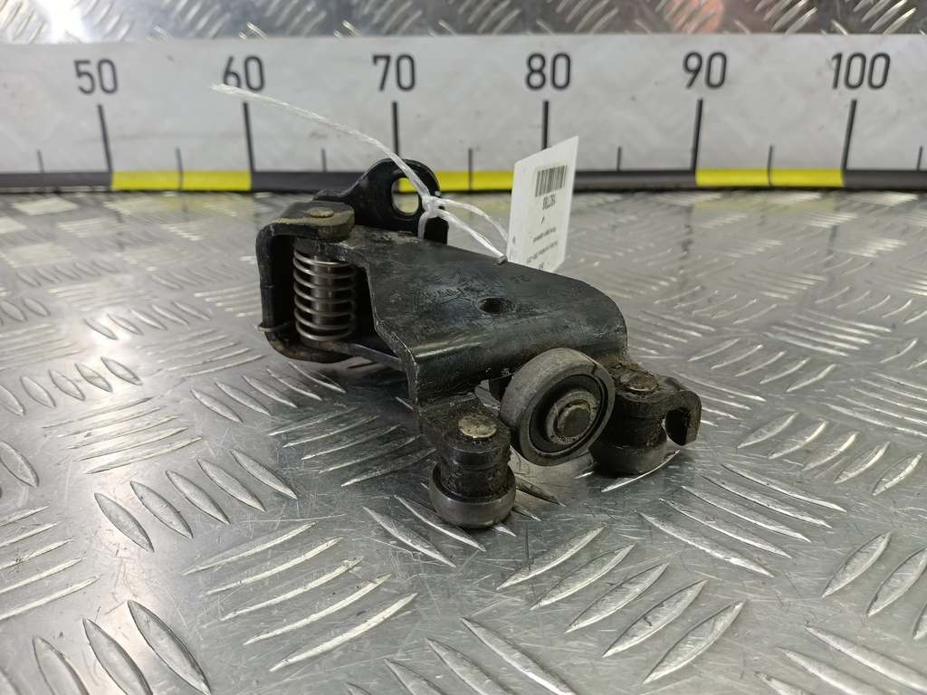 ролик двери сдвижной Fiat Doblo 1.4 MT (77 л.с.)Doblo  I рестайлинг (2005—2015) Минивэн 46843005, 1320 рублей, Москва