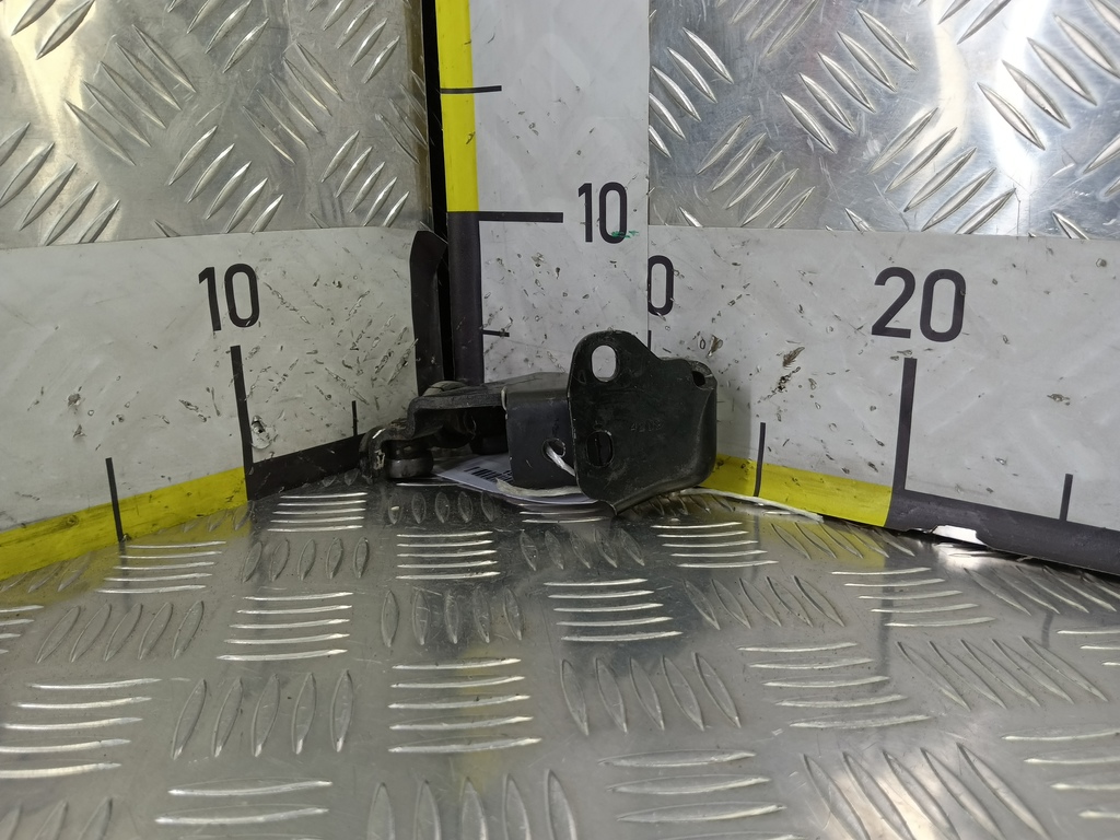 ролик двери сдвижной Fiat Doblo 1.4 MT (77 л.с.)Doblo  I рестайлинг (2005—2015) Минивэн 46843005, 1320 рублей, Москва