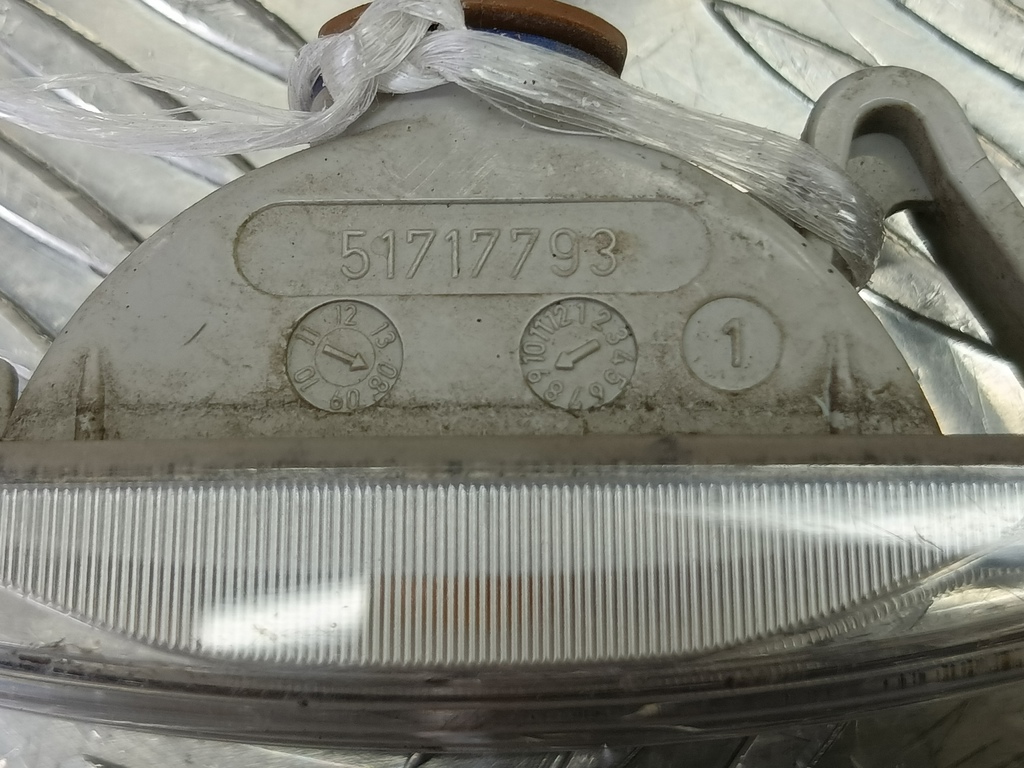 повторитель поворота Fiat Doblo 1.4 MT (77 л.с.)Doblo  I рестайлинг (2005—2015) Минивэн 46758821, 630 рублей, Москва